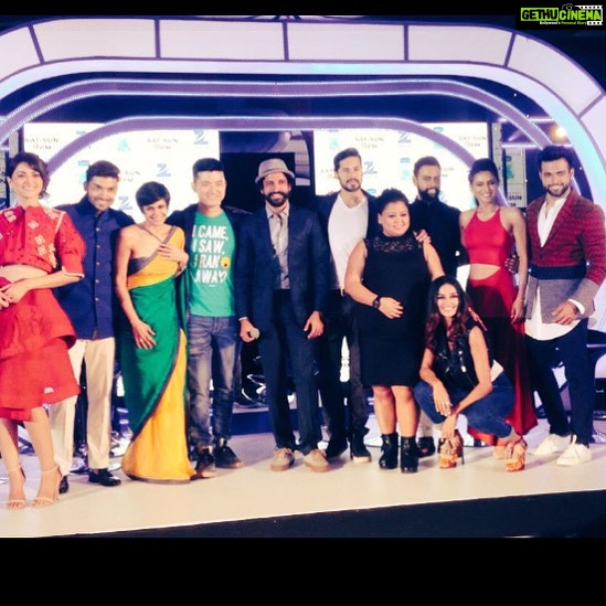 Shibani Dandekar Instagram - here we are!! the #ICDT #ICanDoThat team coming to a TV near you October 17th on @zeetv 👊🏽