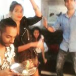 Shibani Dandekar Instagram - we dancing cos we excited!! ONLY 6 days to go til #TheStage on #colorsinfinity October 10th 9pm @monicadogra @eltonjfernandez @sahdevhooda #TeamStage 💃🏾🎶 #behindthescenesmadness