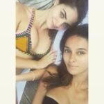 Shibani Dandekar Instagram – pool day with my girl 🙌🏽