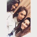 Shibani Dandekar Instagram - with these lovely ladies!