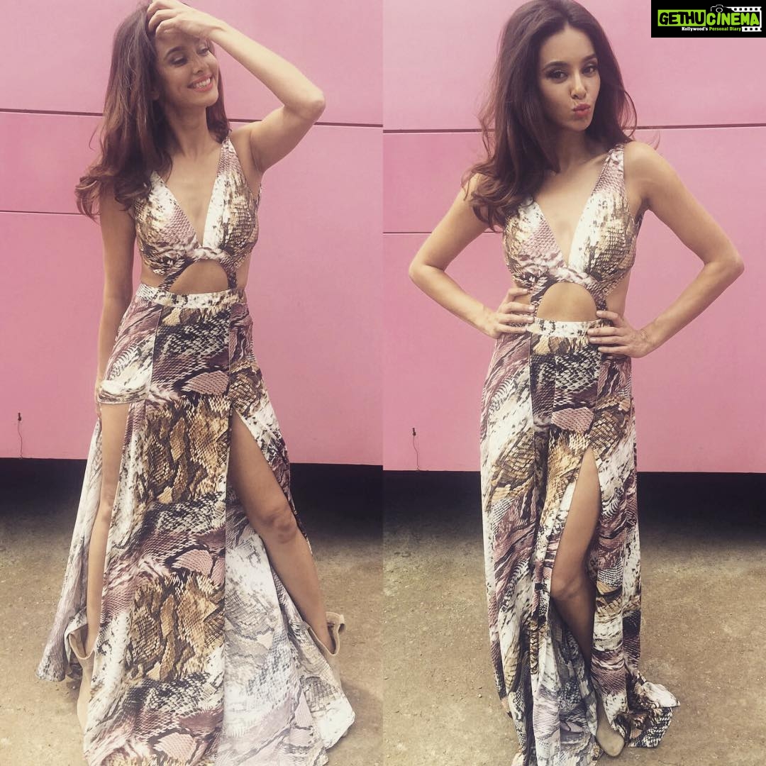 Shibani Dandekar Instagram - about today! in @demebygabriella styled by @gabriellademetriades makeup by @eltonjfernandez hair by @virusreena ❤️ my glam crew! they work hard!!!!!!