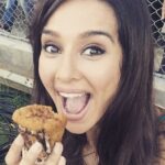 Shibani Dandekar Instagram - Snacking on #paleo goodness! Being busy is no excuse! #grainfree #dairyfree # lowcarb #highprotein #paleo #paleomumbai # fitgirlseatfat #getfitmumbai #fitfoodie @proteinbakeshop @stepathlon