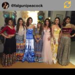 Shibani Dandekar Instagram - RG @falgunipeacock: With my gorgeous girl gang love you guys @sunidhichauhan @manasiscott @krishikalulla @shibanidandekar @anchalkumar @jasmine #glamdolls #falgunishanepeacock #fashionista #summerbride #regramapp