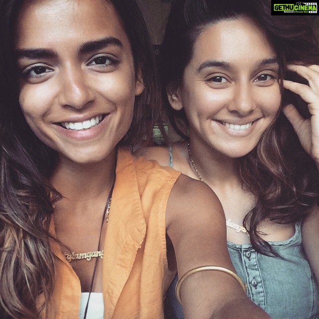 Shibani Dandekar Instagram - Sunday funday with my girl @chandnisareen we missed you madly @eltonjfernandez ❤️ #gg