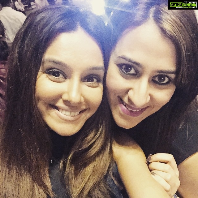 Shibani Dandekar Instagram - With my girl Hanni @hansichika ❤️