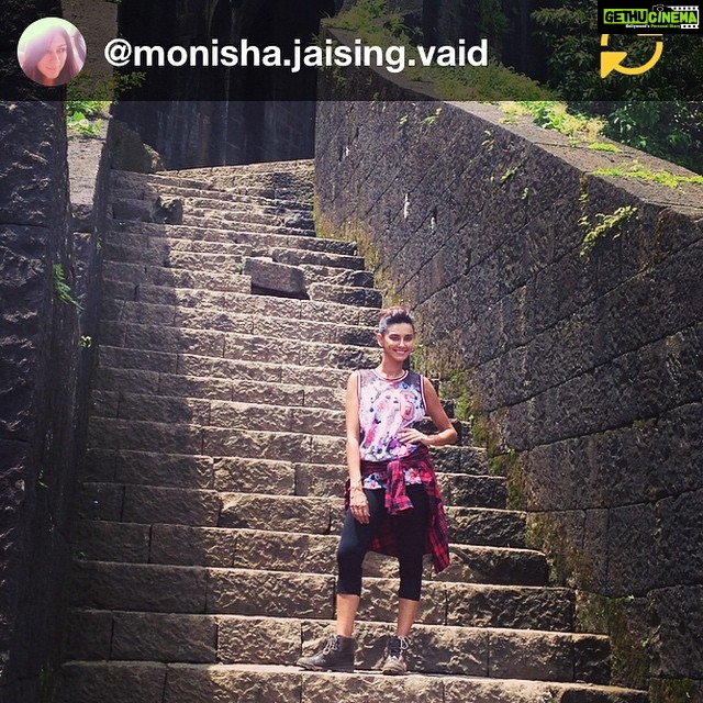 Shibani Dandekar Instagram - Awwwww my Moni I miss you too!😘😘😘❤️RG @monisha.jaising.vaid: @shibanidandekar miss u! #regramapp