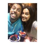 Shibani Dandekar Instagram - Midnight treat with my bestie @harpreetbaweja ❤️