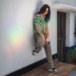 Shibani Dandekar Instagram - 💚💜💣 @dhruvkapoor @khyatibusa @azima_toppo @shubhammandhyanphotography