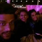 Shibani Dandekar Instagram - We finally got it! #selfie #ItStillIsntThatGreat @shazebsheikh @rupalikantharia #postshow