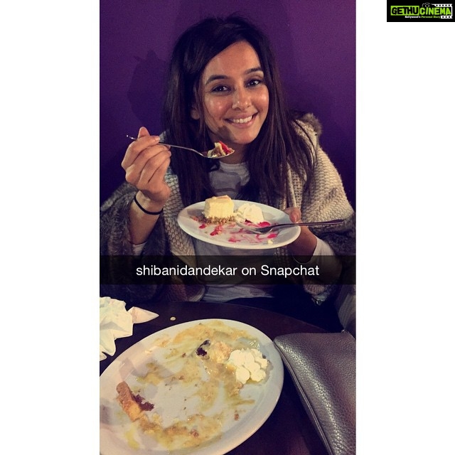 Shibani Dandekar Instagram - Follow me on Snapchat 👻 - shibanidandekar