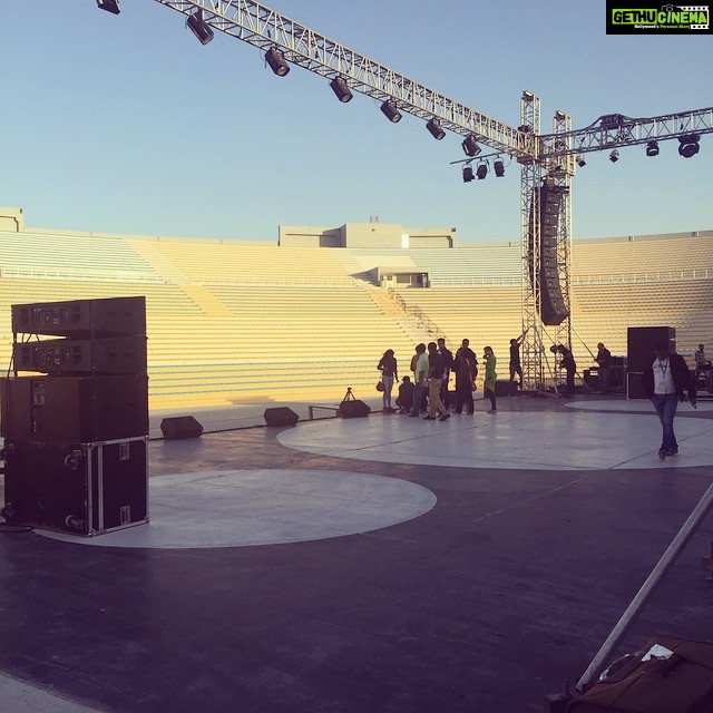 Shibani Dandekar Instagram - All set for tonight NYE Doha 2015! Let's do this!