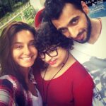 Shibani Dandekar Instagram - Reunited with my lovers! ❤️ @punitjpathak @prachityagi ps please vote MOU to 56882 as many times as possible for @imouniroy to win 😃😃😃