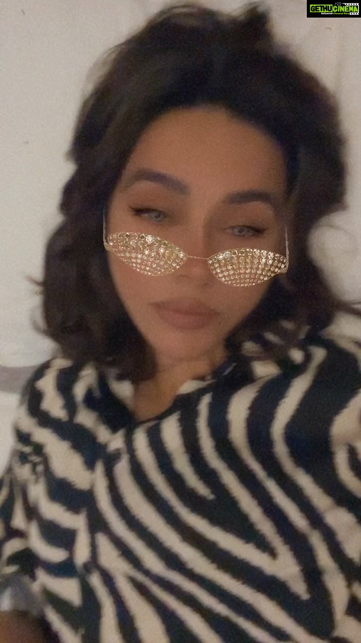 Shibani Dandekar Instagram - I mean why not 😎