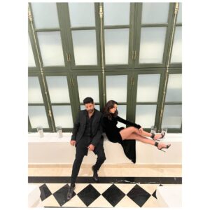Shibani Dandekar Instagram - My Foo, to what will be your best year yet⭐️Love you FOREVER 🖐🏾❤️ Happy birthday x🎈
@faroutakhtar
#happybirthday #love #goodvibesonly