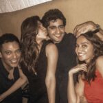 Shibani Dandekar Instagram – Every year around this time I miss my fam @gauravkaps @archanavijaya @samirkochhar #Geeks #Janice #Kooch
#For5crorewouldyou? #extraaainningst20 #ipl