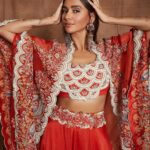 Shibani Dandekar Instagram - Outfit - @anamikakhanna.in Jewellery - @amrapalijewels Styling - @khyatibusa Photographer - @tanvivoraphotography