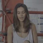 Shibani Dandekar Instagram - Don’t think the last year of training could have better helped me prepare for what we are dealing with right now! So much of what i set out to do when I started training with Drew was about aesthetics and while that was achieved, I quickly discovered that it was just a bonus! What i’m truly thankful for is the discipline, the knowledge,the focus and the motivation! It is the stuff that incredible coaches are made of and I’m so lucky to have one! the muscles and the six pack and all the other things we look for are just a consequence of the hard work and dedication .. if you have someone that guides you through this and also gives you the tools to handle it yourself whenever you have to then you have yourself a winner! I have learnt so much and continue to through every session! Truly thank you for the life change Drew Neal! #Repost @drewnealpt ・・・ I’m definitely not a key worker and therefore I won’t be stepping outside my door. Not only are they the rules in India but it’s my civic duty to use my brain and be responsible That means my income of course has been affected but I have faith that the plan will work and this will pass and i will be able to return to business activities before it’s too late That said, my work is not just about money and having people like this speak of how I have affected their lives shows me the bigger picture of what I do. Thank you @shibanidandekar for taking the time to say some nice stuff about me 😊 I can say with certainty I know you will be as disciplined as ever over the coming weeks. Will miss kicking your butt in person but daily messages coming your way 👊🏻👍🏻👊🏻 Everyone, if you’re trying to justify why you’re a key worker, you’re probably not so #stayathome There’s not a single person in the world that this isn’t affecting in some way, stay united and do your part #besafe #stayathome #lockdown #tuesdaytestimonial #testimonal #bodybydrewneal #coach #trainer #gratitude #health #fitness #training #gym #fitpro #instafit