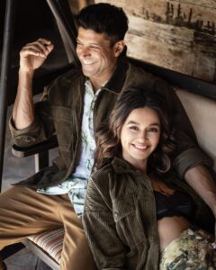 Shibani Dandekar Instagram - 730 not out 🏏 @faroutakhtar #partnership photo by @errikosandreouphoto stylist @pashamalwani makeup @mallikajolly hair @azima_toppo
