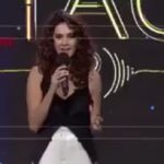 Shibani Dandekar Instagram - I’m soooooo good at my job 😂😂 please hire me! for further enquiries please contact my manager! #bloopersaremyjam #TheStage @colorsinfinitytv