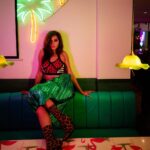 Shibani Dandekar Instagram - 🌴happy monday!! shot by @gauravsawn style by @khyatibusa makeup @shamitag hair @azima_toppo location thanks to the lovely peeps at @socialoffline 💚 @madison_onpeddar