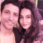 Shibani Dandekar Instagram - oh Hi @faroutakhtar 🙋🏾‍♀️ #bumped