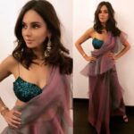 Shibani Dandekar Instagram - Diwali nights 🌟 in @allthingssilai @curiocottagejewelry styled by @khyatibusa 🍾