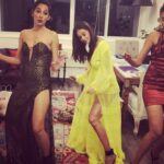 Shibani Dandekar Instagram - When the after party happens before the party!! 🍾🍾🍾🍾 #voguewomenoftheyear @monicadogra #thatbrowngirl #Dmoney #champagneproblems