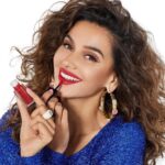 Shibani Dandekar Instagram - oooh it’s SMASHBOX CONTEST time!!! y’all ready?!! Question: What’s been my favourite lipstick colour since I was 8? To answer 1) follow @smashboxIndia on Instagram 2) comment with the answer below 👇🏾 Winner to be announced the following day and will win all 3 products! (Superfan mascara, always on matte liquid lipstick in bawse and always on liquid liner) good luck guys @smashboxindia 💄🥊❤️