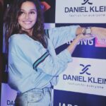 Shibani Dandekar Instagram - OBSESSED with my new @danielklein_india timepiece from @jabongindia. Timeless, classic, stunning watches. Get them now at Jabong guys! #JabongxDanielKlein #JABONGxME #danielklein