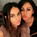 Shibani Dandekar Instagram - #best @karishmanaina 💕🌸 #kishandnini