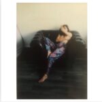 Shibani Dandekar Instagram - mid week slump #thursdayisthenewfriday shot by @rahuljhangiani styled by @khyatibusa 🌻 @hm