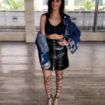 Shibani Dandekar Instagram - #TopModelIndia @colorsinfinitytv #Sundaybest 🍸💣 styled by @khyatibusa asst @arpita.kc hair by @reenadutta123 skirt by @isabelmarant jacket @_purple_paisley_ crop @studioverandah