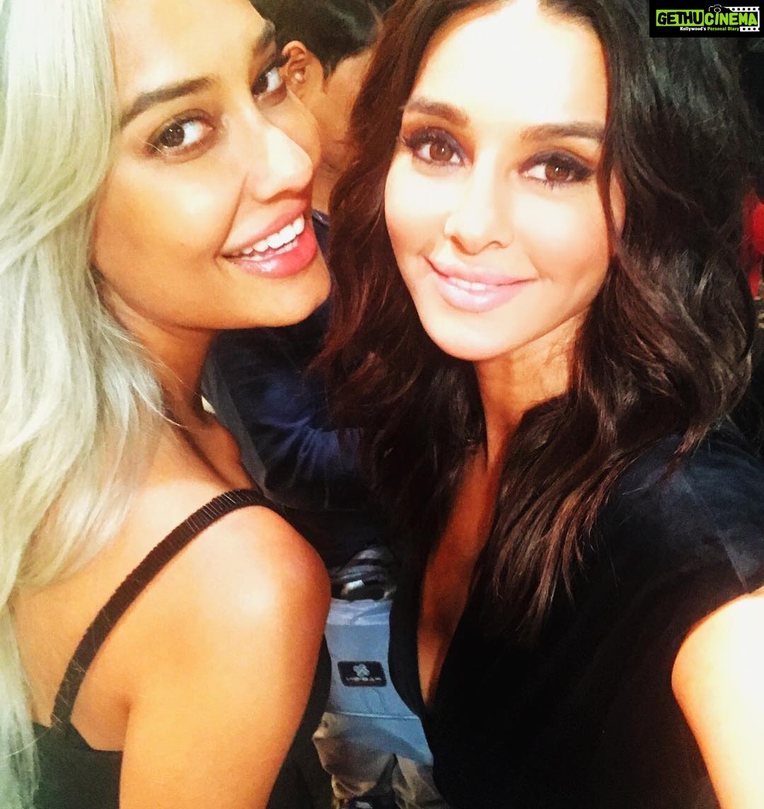 Shibani Dandekar Instagram - She Platinum baby in every damn way 🙌🏽 @lisahaydon 🔥 #TopModelIndia @colorsinfinitytv
