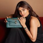 Shilpa Shetty Instagram – I’m 𝔀𝓪𝓽𝓬𝓱ing you ⌚️👀♥️

@bulgari 

#festivetime #GetFestiveReady #Bulgari #BulgariAccessories #BulgariWatches #Serpenti #Collab