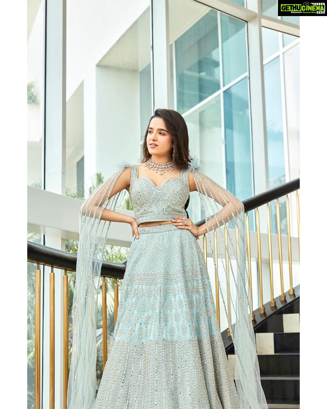Shirley Setia Instagram - Feeling like a princess 💎 On the cover of @fablookmagazine Founder & styled by @milliarora7777 Styled by @mitushigupta Cofounder @ankkit.chadha2222 Wearing @121coutureofficial Jewels @shailjas_diamondjewellery Mua @taneeshabansalmakeupartist Hair @amuthevar Hair colour by @sunnyhairport Shot by @tanvivoraphotography Location @westinmumbaipowai Artist pr @communiquefilmpr