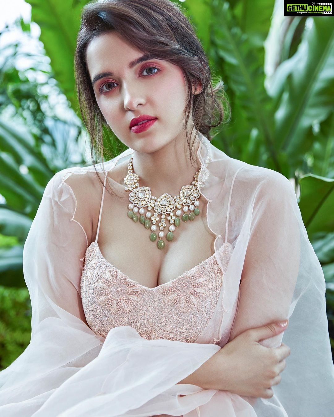 Shirley Setia Instagram - Presenting the modern bride @shirleysetia looks so gorgeous & sensuous on our cover. Stay tuned for more update. #fablookmagazine . . On the cover of @fablookmagazine Founder & styled by @milliarora7777 Styled by @mitushigupta Assitant stylist @mayuriagale_03 Cofounder @ankkit.chadha2222 Wearing @vrisabyshanu Jewels @finesilverjewels_rj Heels @around.always Mua @taneeshabansalmakeupartist Hair @amuthevar Hair @sunnyhairport Shot by @tanvivoraphotography Location @westinmumbaipowai Artist pr @communiquefilmpr The Westin Mumbai Powai Lake