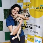 Shirley Setia Instagram - With the cutestt furry friends out at @yodamumbai 🫶🏻🐶🐱