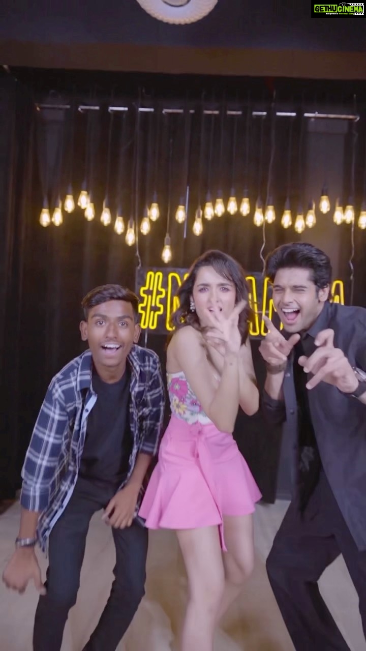 Shirley Setia Instagram - Can't stop grooving to the title track of #Nikamma Too much Nikamma pun shooting with the team of @sonypicsfilmsin @theshilpashetty @shirleysetia @Abhimanyud #Nikkamma #NikammaTitleTrack #NikammaKiya #NikammaGiri