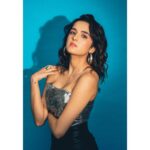 Shirley Setia Instagram - Fire in her soul Grace in her heart ❤️‍🔥🪩 For #Nikamma promotions Stylist @akankshakawediastyle Jewellery @minerali_store Shoes @londonrag_in HMU @juveria_k Photographer @devsphotographyofficial