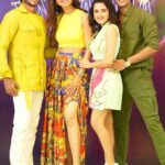 Shirley Setia Instagram - NIKAMMA 🔥🕺🏻💃🏼 🕺🏻💃🏼 🔥 @theshilpashetty @abhimanyud @shirleysetia #Nikamma #NikammaTitleTrack #NikammaKiya #NikammaGiri #melvinlouis #dance #reels #shirleysethia #shilpashetty #abhimanyu Melvins Team Styled by: @arjunkumar_offical Outfit by: @dapperanddare.in by @vishalthawani Hair : @punitsain_hair Makeup : @gulshan_geloth_official 📸 : @ds_subho_dop
