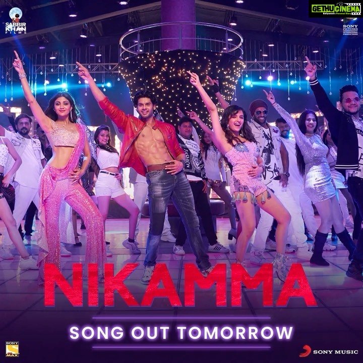 Shirley Setia Instagram - Mohabbat mein dil hoga #Nikamma! 💕💃🏻 #NikammaTitleTrack will be releasing tomorrow. Stay tuned. #Nikamma in cinemas on 17th June 2022. #Nikammagiri #NikammaFilm @theshilpashetty @abhimanyud @sabbir24x7 @sabbirkhanfilms @sonypicsfilmsin @sonypicturesin @sonymusicindia