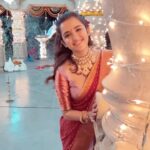 Shirley Setia Instagram - One of the many beautiful sets of our song #EmundiRa from my Telugu debut #KrishnaVrindaVihari 💐 Watch the lyrical: link is in my bio 📹 : @sushmita_satam #shirleysetia #feelitreelit Ramoji Film City