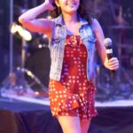 Shirley Setia Instagram - 💃🏻💃🏻 #ShirleySetiaLive at SVNIT, Surat 📸: @jogisinghfilms