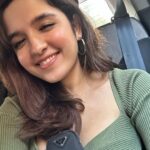 Shirley Setia Instagram - Carfieeee on the way 🚗 Also cuz my eyeliner was on point today 👀🤭 #shotoniphone14promax