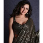 Shirley Setia Instagram - *Cue in* My Desi girl 🌹 For Pre Release of #KrishnaVrindaVihari Photographer: @venkat_photography_hyd Makeup: @ravi_beauty_makeover Hair: @hair_by_masthan Outfit by @kalkifashion Earrings by @mozaati Ring by @pichola.co Styled by @sayali_vidya #kvvfromsept23rd #shirleysetia