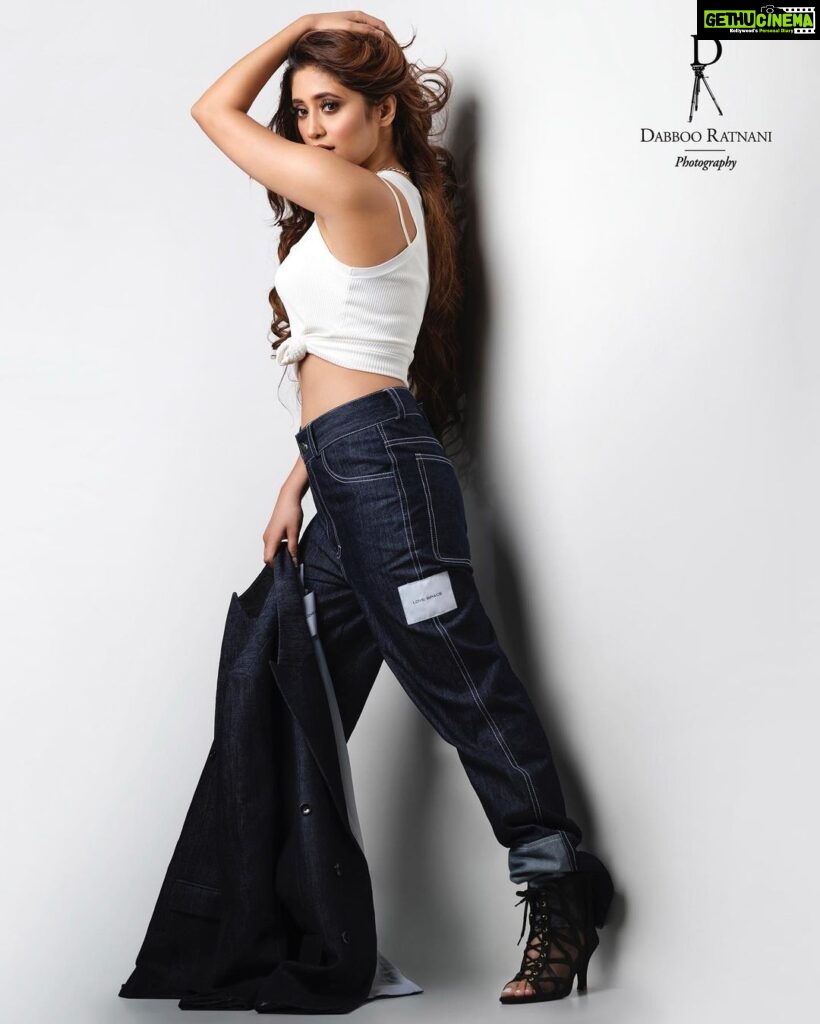 Shivangi Joshi Instagram - 🤍 Styled by @stylingbyvictor @sohail__mughal___ Outfit: @lovespace.in Boots:@shradhahedau_official Assisted by @ebthestylecoach Photography @DabbooRatnani Assisted by @ManishaDRatnani Mumbai - मुंबई