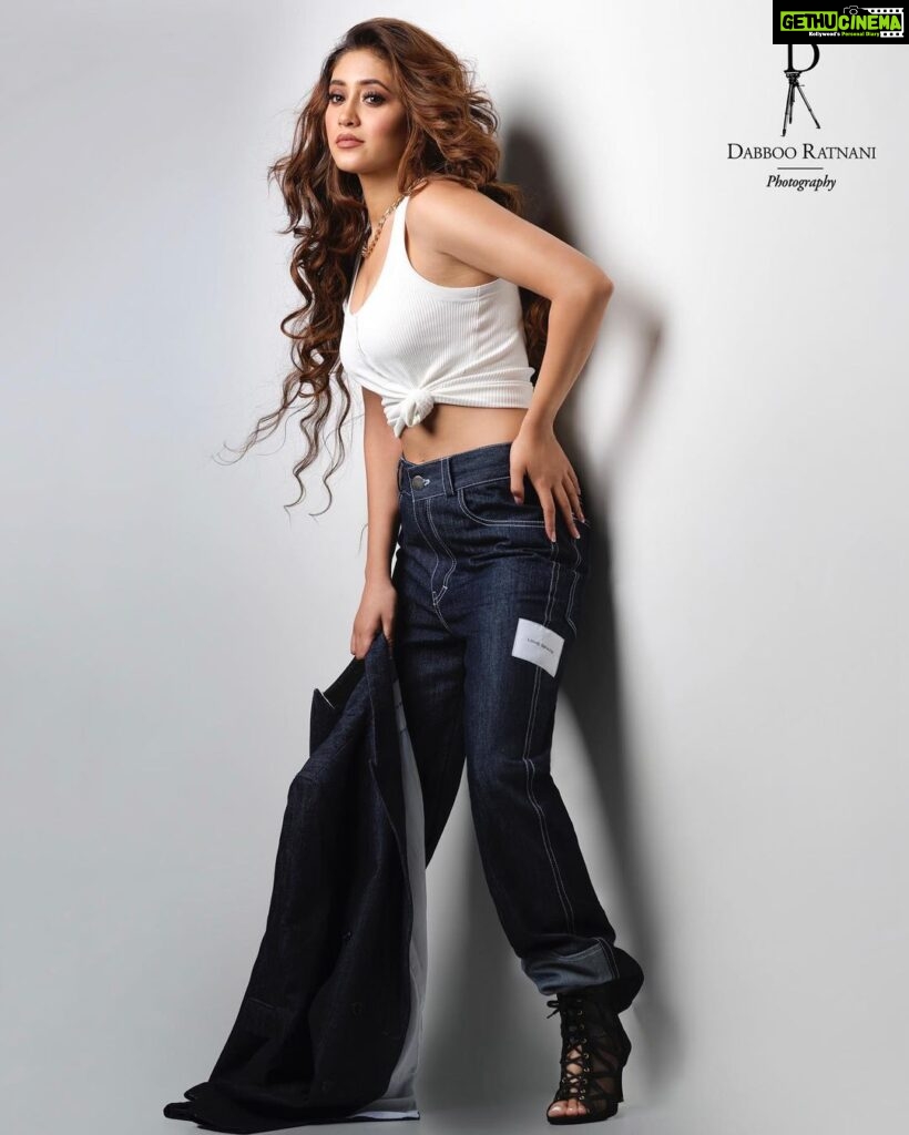 Shivangi Joshi Instagram - 🤍 Styled by @stylingbyvictor @sohail__mughal___ Outfit: @lovespace.in Boots:@shradhahedau_official Assisted by @ebthestylecoach Photography @DabbooRatnani Assisted by @ManishaDRatnani Mumbai - मुंबई