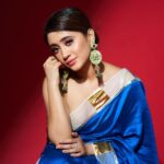 Shivangi Joshi Instagram – 🦋

Saree: @gulabobyabusandeep
Styled by @stylingbyvictor @sohail__mughal___
Assisted by @ebthestylecoach
Accessories @aulerthofficial
Clicked by @kvinayak11
Studio @maximusstudiomumbai