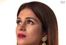 Shraddha Das Instagram - Dhee 14 Bangles @justjeweleryindia Jewellery @aquamarine_jewellery Lehenga @kritikadawarofficial Styling @artbyavnee × @ajmerashaili Make up : @hareshwarp Hair : @salomipillai Draping : @rashmitha_reddy_junna 📸 @ekorphotography Blouse : @varahi_couture #dhee14 #dancerealityshow #hyderabad #judge #pastellehenga #shraddhadas Hyderabad City, India