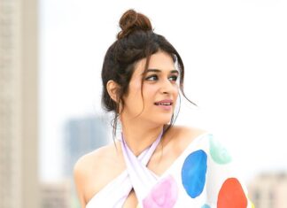 Shraddha Das Instagram - 🍬🍬🍬 Styled by @artbyavnee , @thewandermannequin , @ajmerashaili Saree : @houseofdeepthi Jewellery : @shayagrams Halter top : @oeuvrae Shot and edited by : @ekansh_katiyar Hair : @muskankhan_hair #quirky #saree #polkadots #shraddhadas Mumbai, Maharashtra